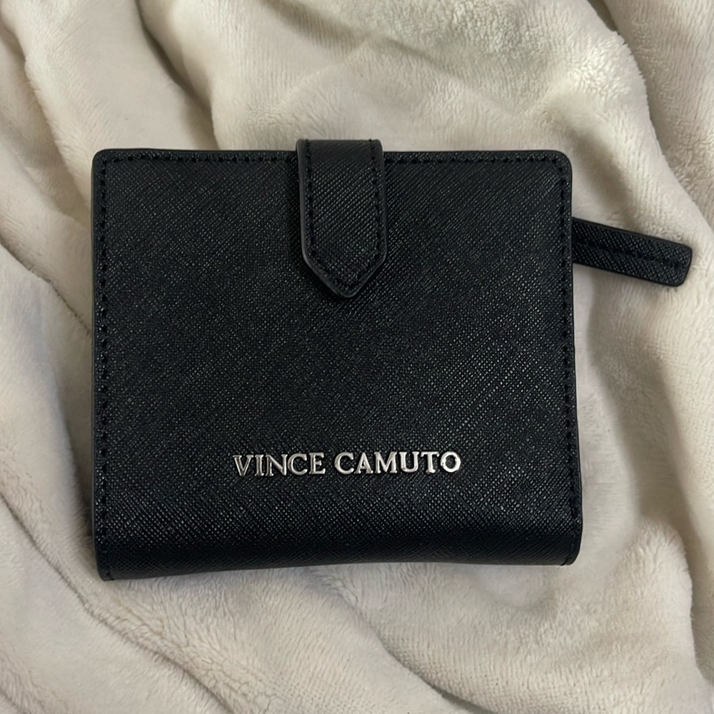 EUC Vince Camuto Leather Wallet